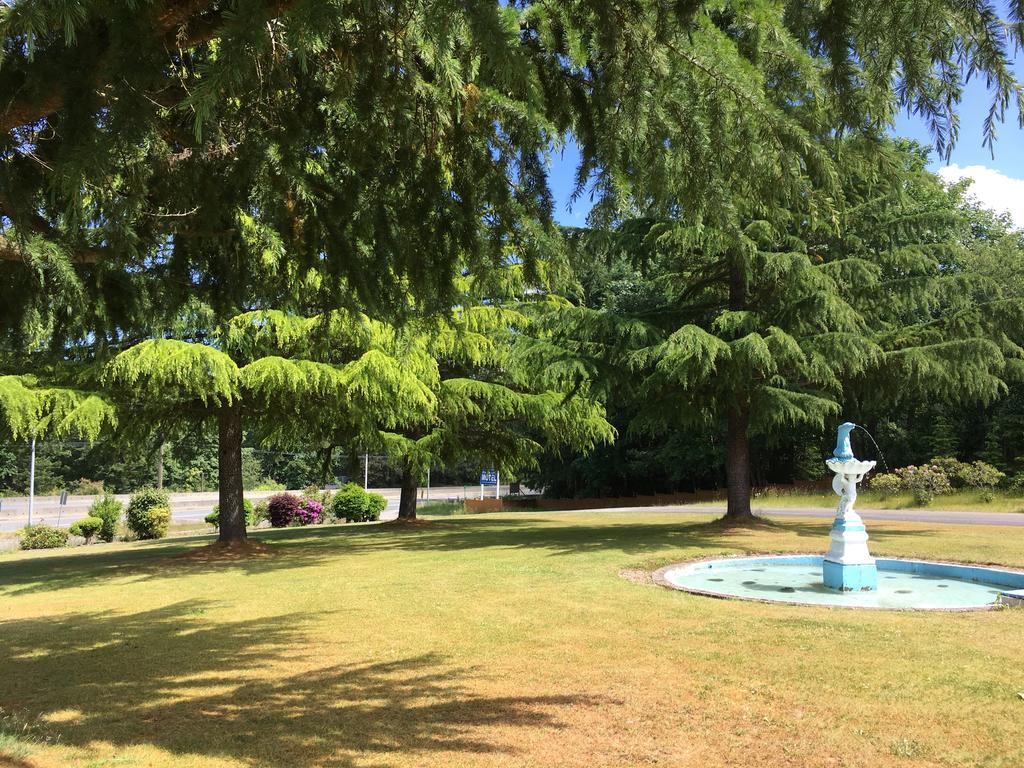 Fuller Lake Chemainus Motel Exterior photo