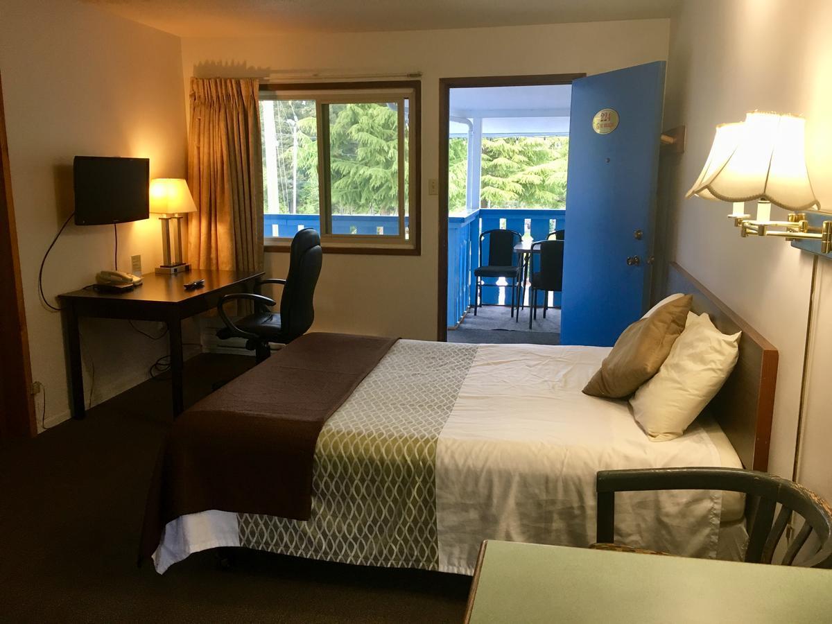 Fuller Lake Chemainus Motel Exterior photo