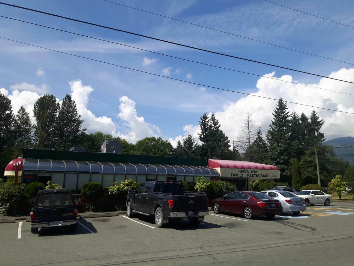 Fuller Lake Chemainus Motel Exterior photo